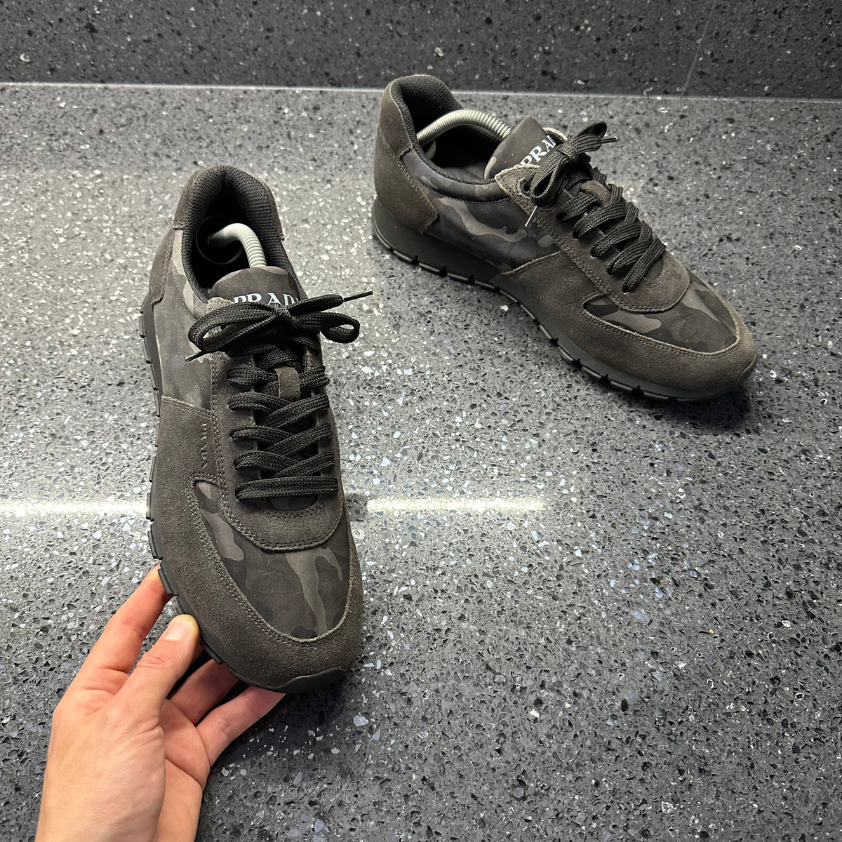 PRADA MENS RUNNERS GREY EU 43.5 FIT A UK 10