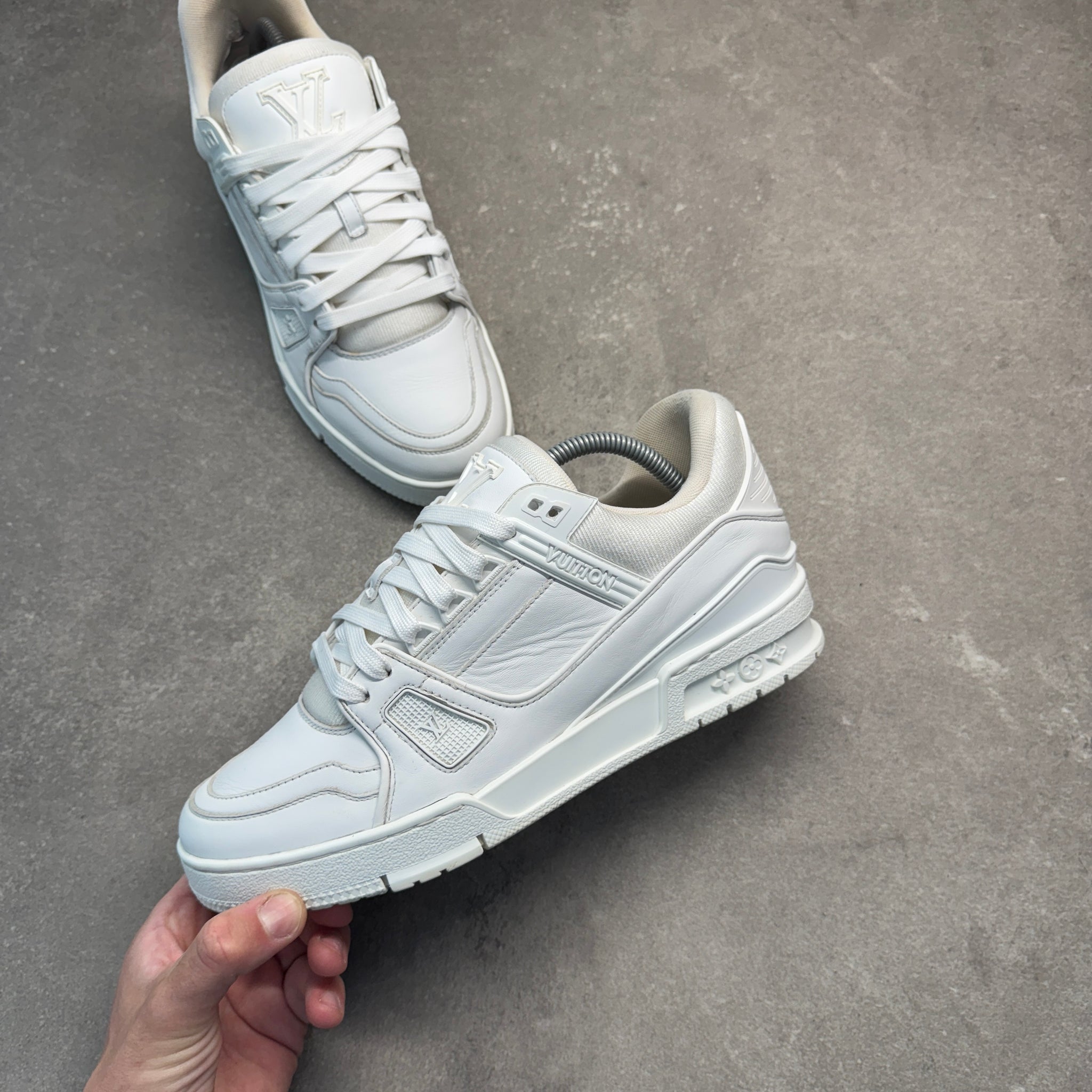 LOUIS VUITTON LV TRAINERS WHITE EU 40.5 (FIT A UK 7 / 7.5
