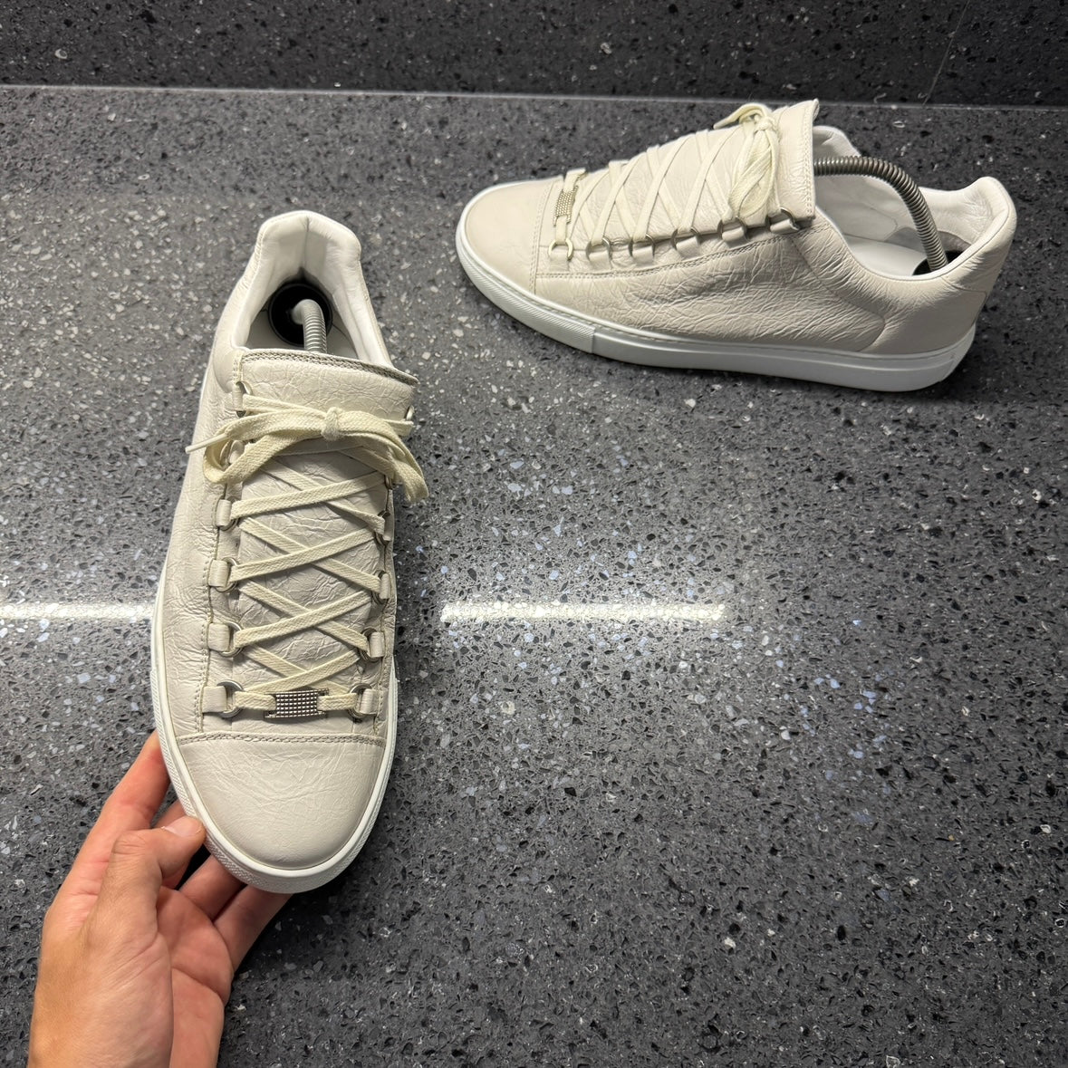 BALENCIAGA MENS ARENA WHITE EU 41 FIT A UK 8