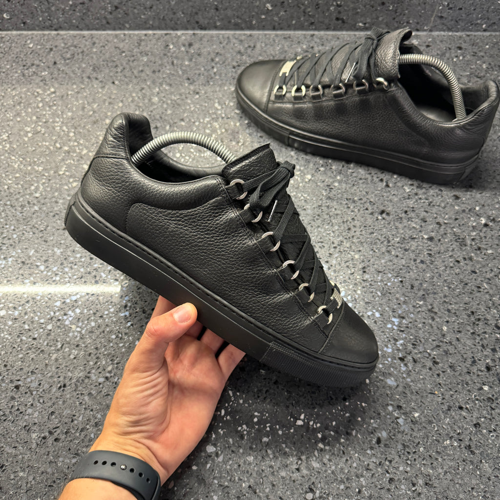 BALENCIAGA MENS ARENA BLACK EU 40 FIT A UK 7 Lovedkicks