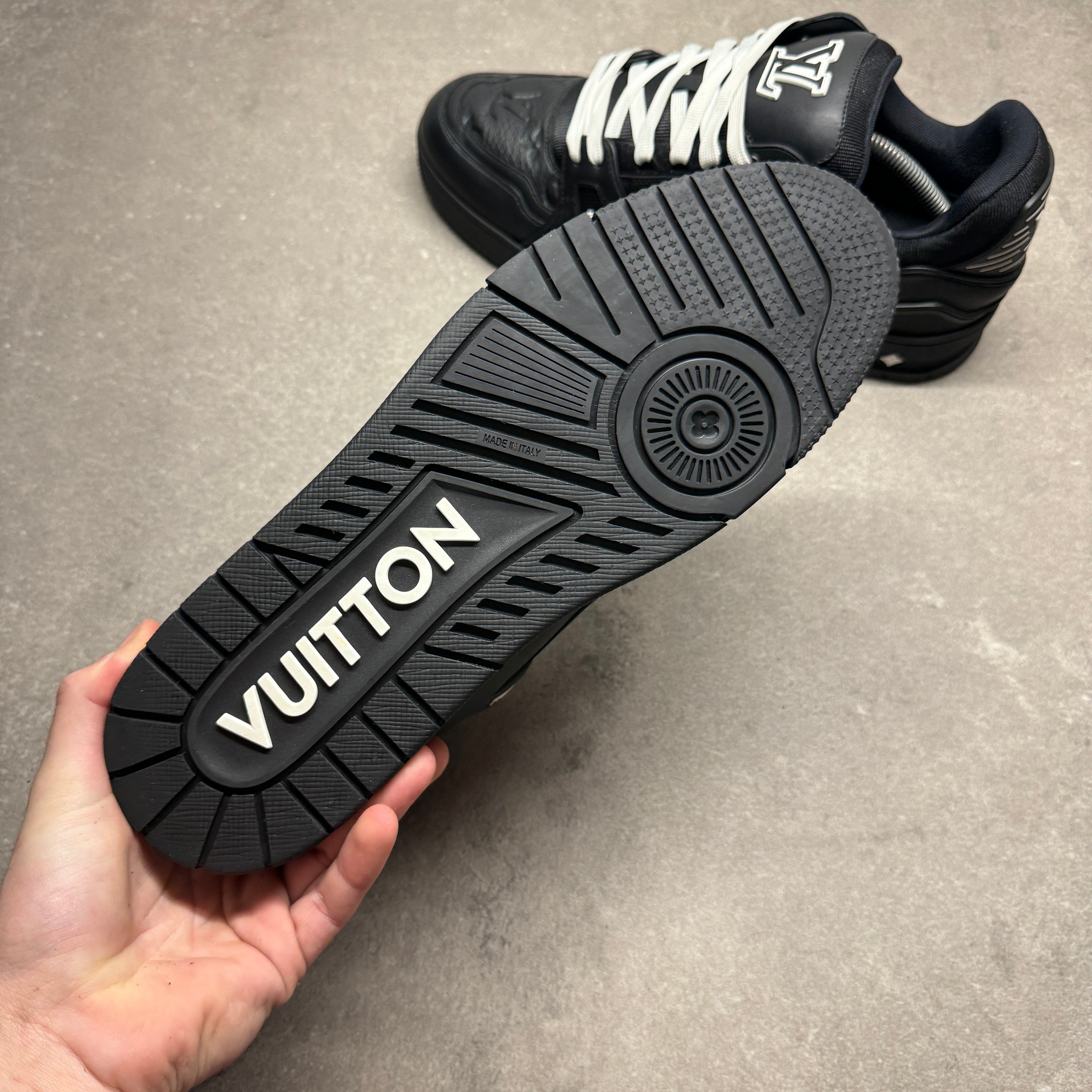 LOUIS VUITTON LV TRAINERS BLACK EU 44 (FIT A UK 10 / 10.5