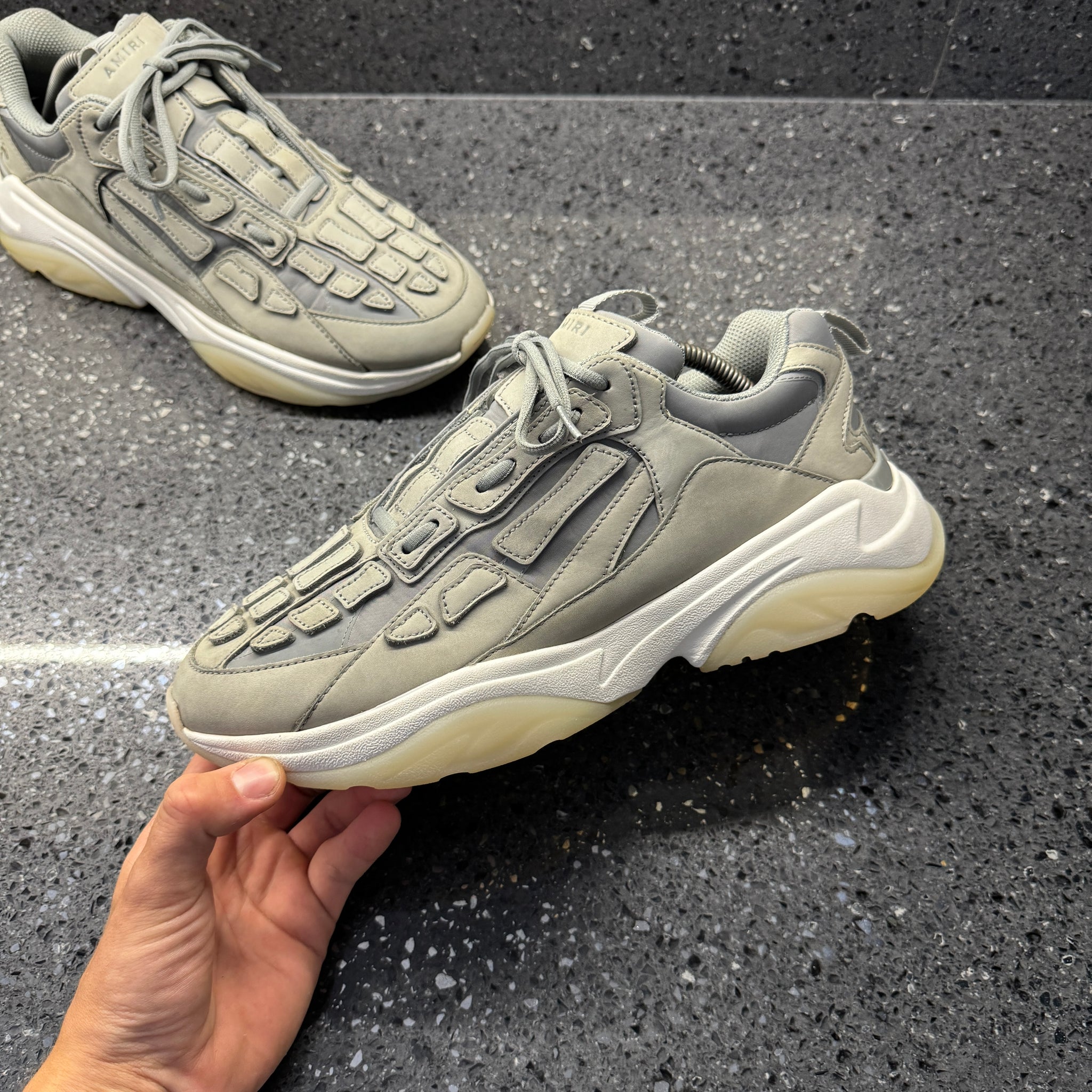 amiri スニーカー グレー AMIRI MENS BONE RUNNERS GREY EU 43 (FIT A UK 9) – Lovedkicks