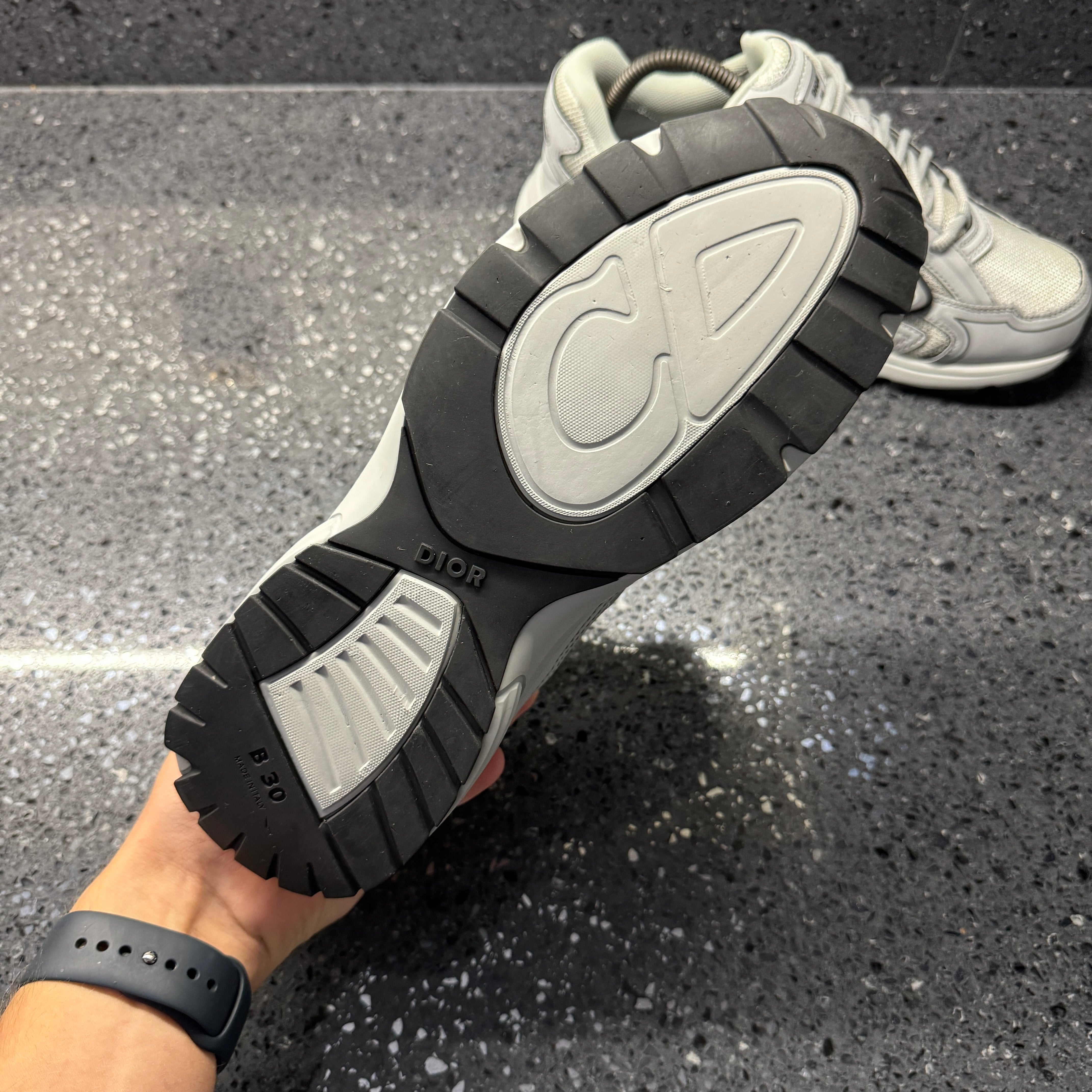 Dior B30 Celebrity DIOR B30 MENS GREY EU 40 (FIT A UK 6)