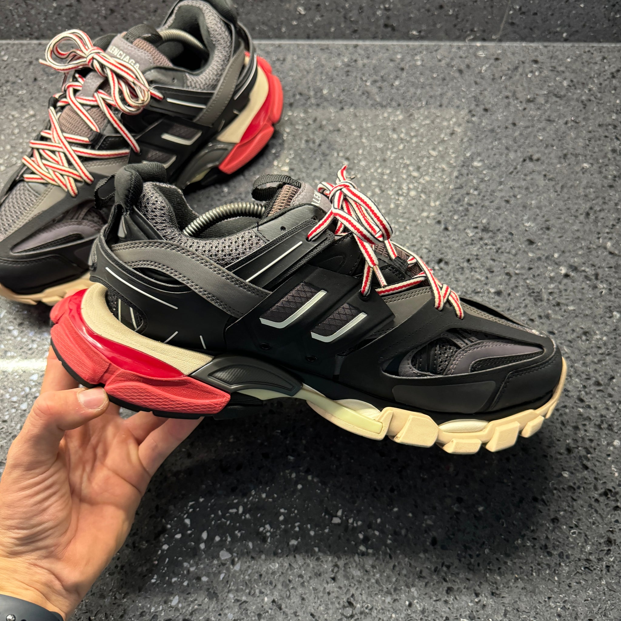 akira balenciaga track サンダル 43 Balenciaga Track Sandals | Cruise Fashion