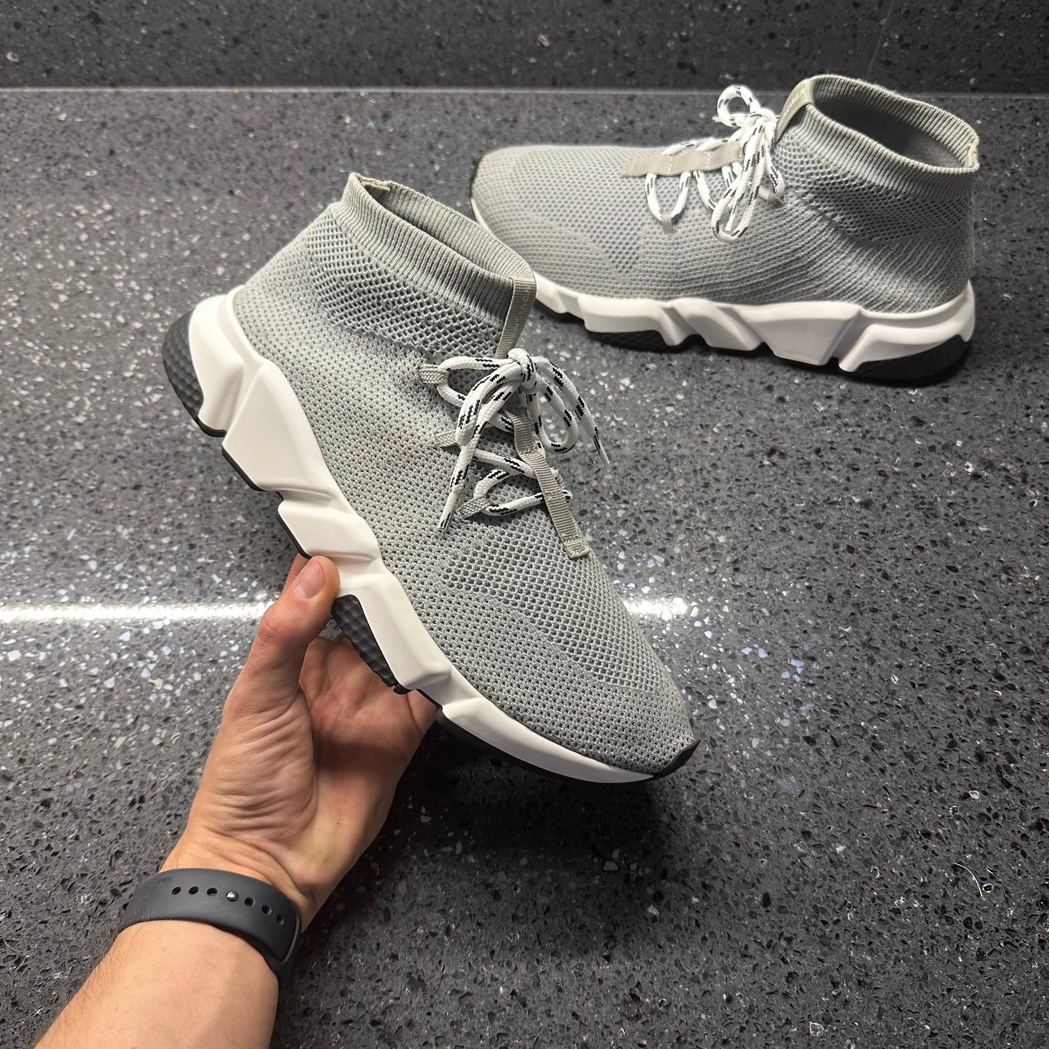 BALENCIAGA MENS SPEED GREY EU 41 (FIT A UK 8) – Lovedkicks