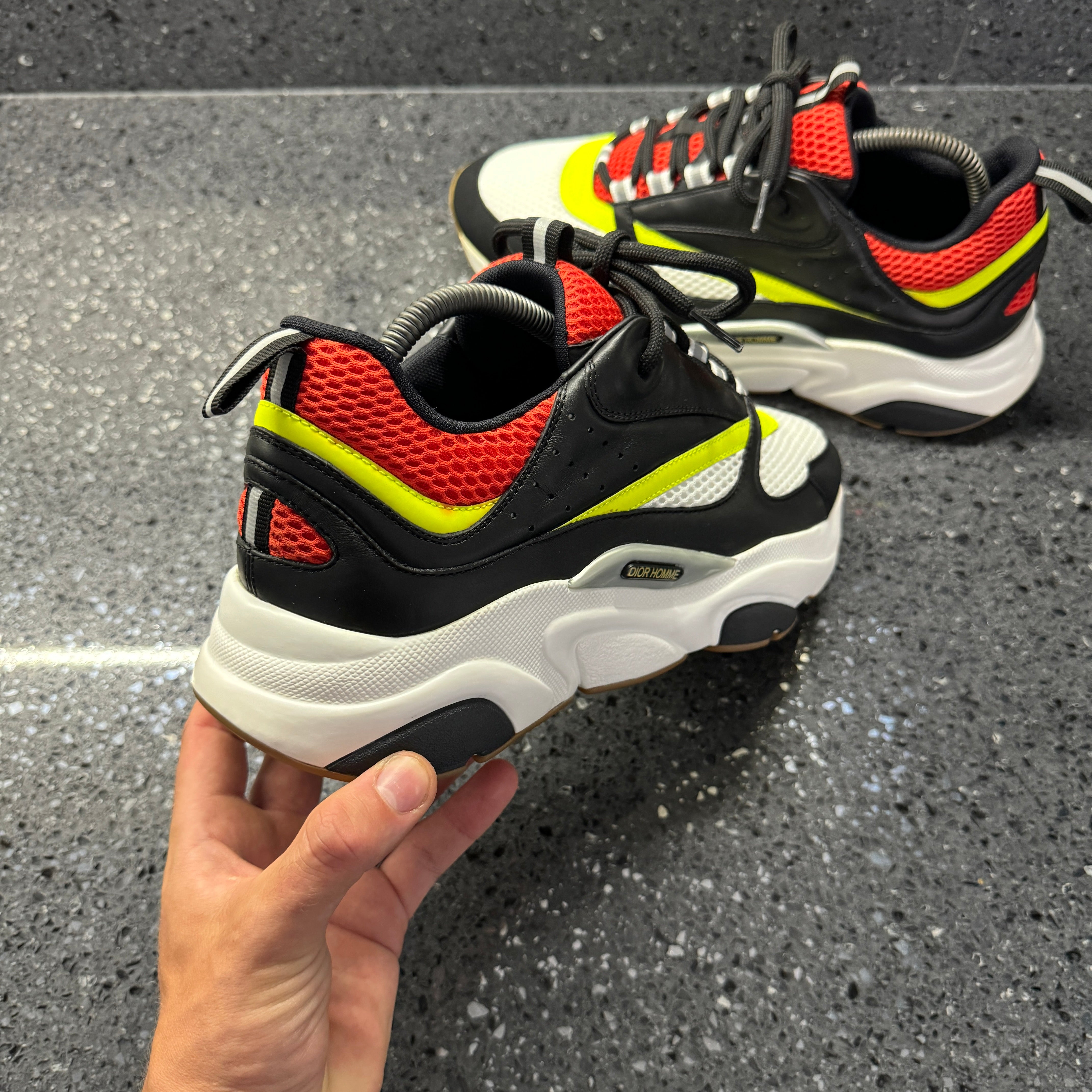 DIOR B22 MENS BLACK EU 42 (FIT A UK 8)