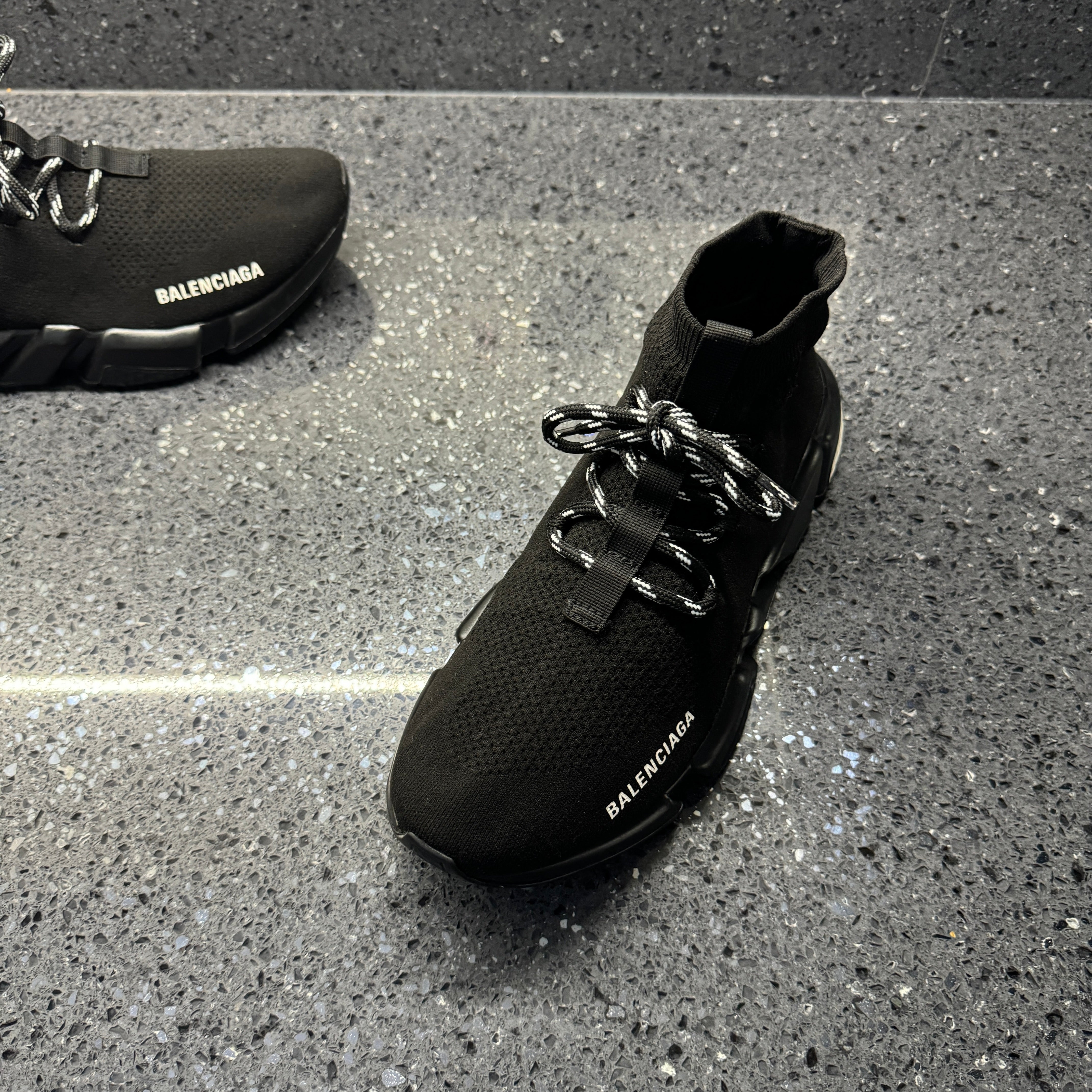 BALENCIAGA MENS SPEED BLACK EU 41 (FIT A UK 8) - Main Image