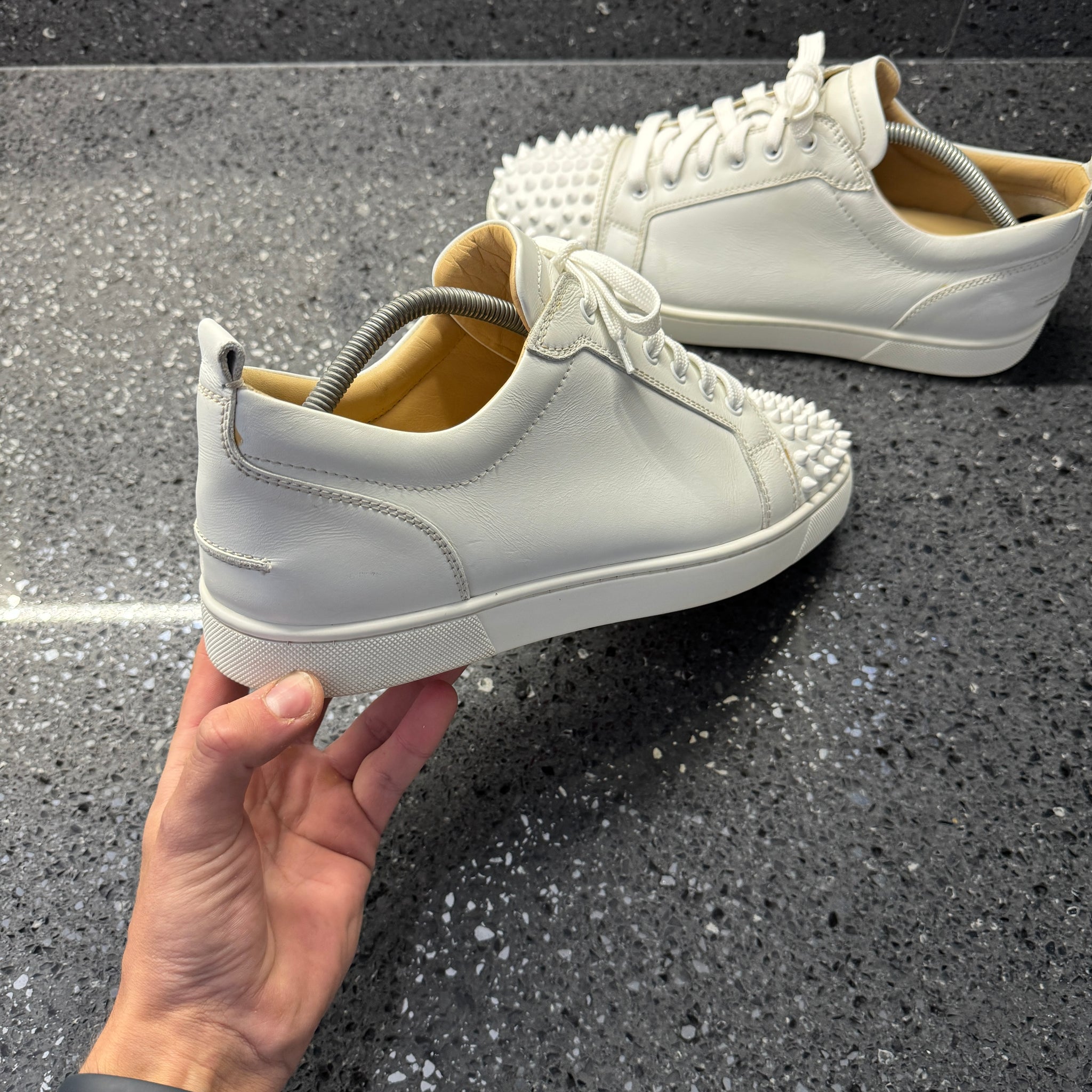 CHRISTIAN LOUBOUTIN MENS JUNIOR SPIKE WHITE EU 44 FIT A UK 10 10.5 Lovedkicks