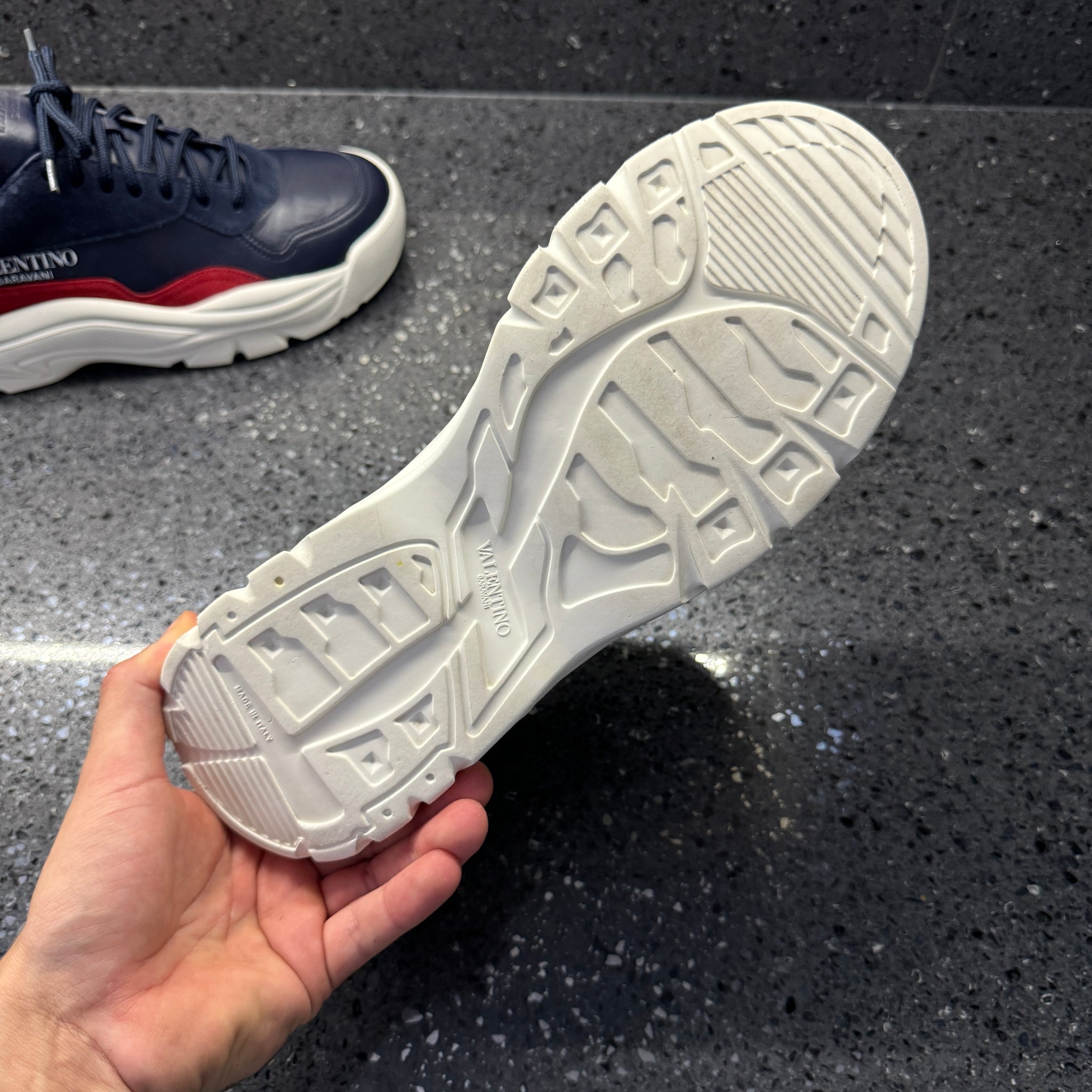 VALENTINO MENS GUMBOY NAVY EU 41 (FIT A UK 8) – Lovedkicks