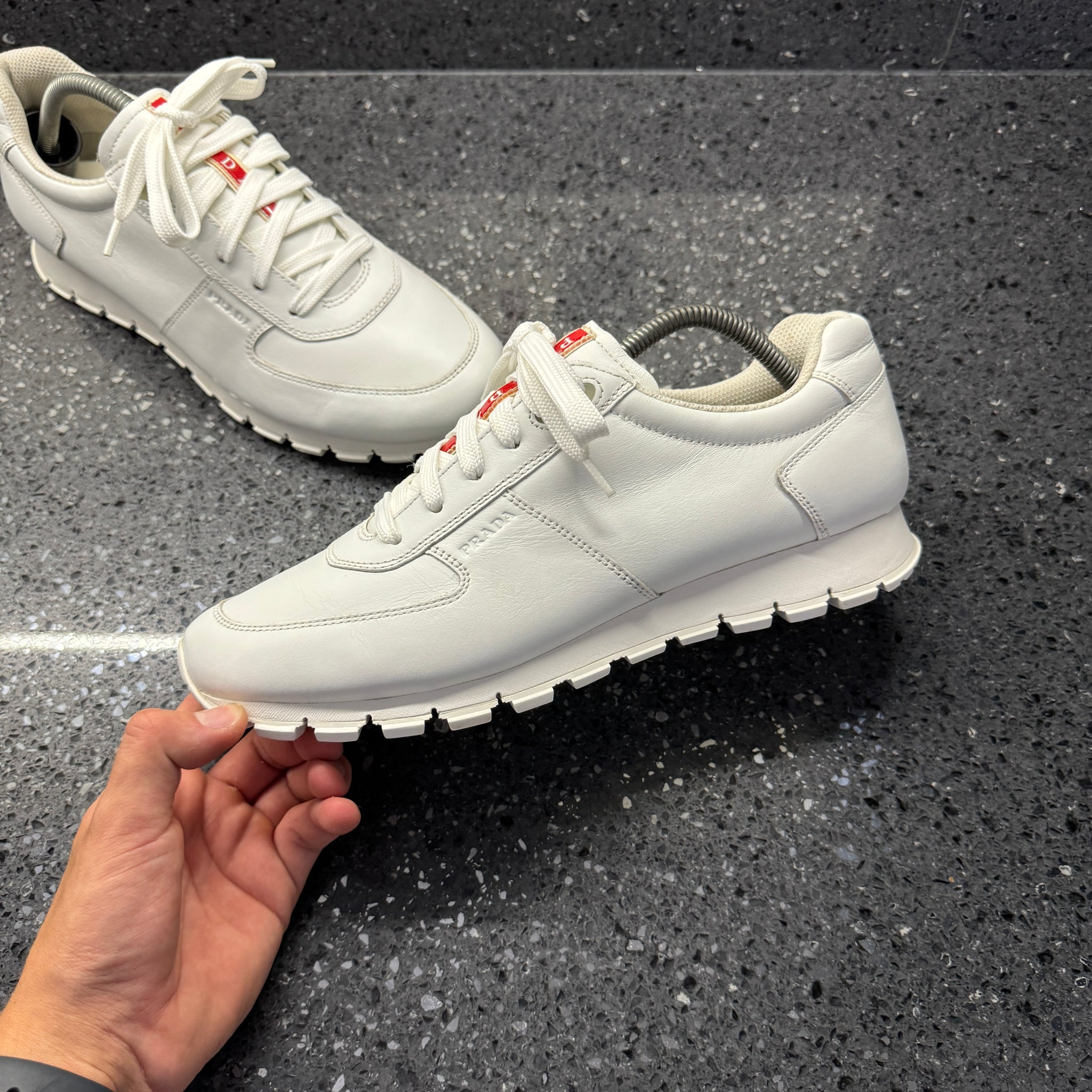 PRADA MENS RUNNERS WHITE EU 42.5 FIT A UK 9 Lovedkicks