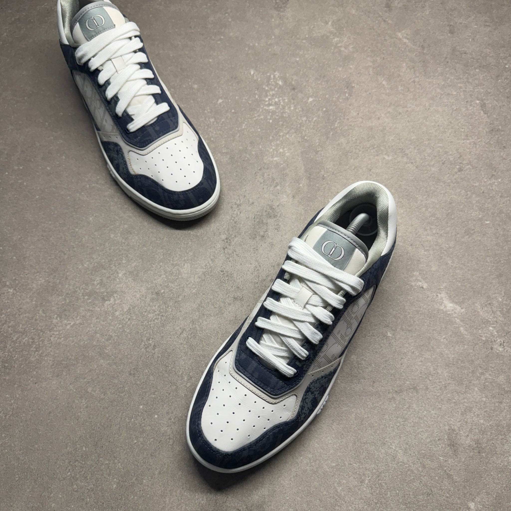 90F4A8A3-A687-4A81-88CF-