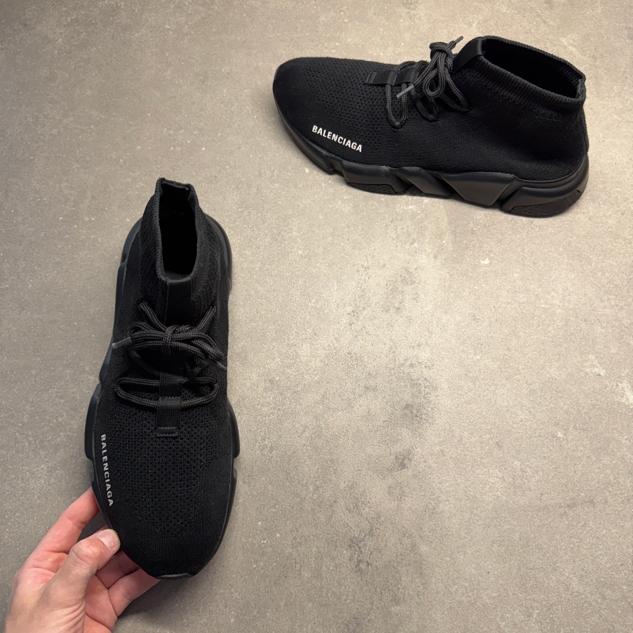 【良品】BALENCIAGA SPEED TRAINER 42 オールブラック BALENCIAGA SPEED BLACK EU 42 (FIT A UK 9) – Lovedkicks
