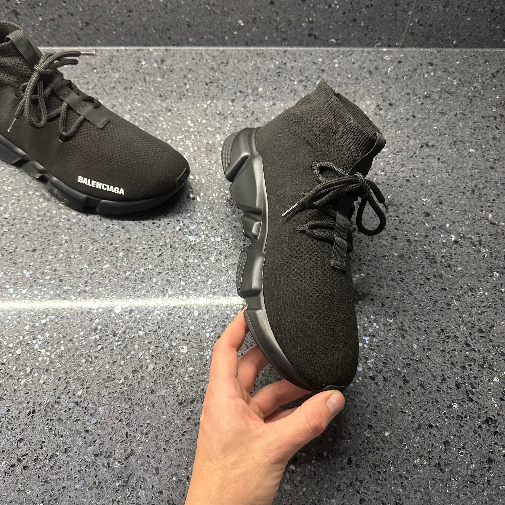 BALENCIAGA MENS SPEED BLACK EU 41 (FIT A UK 8) – Lovedkicks