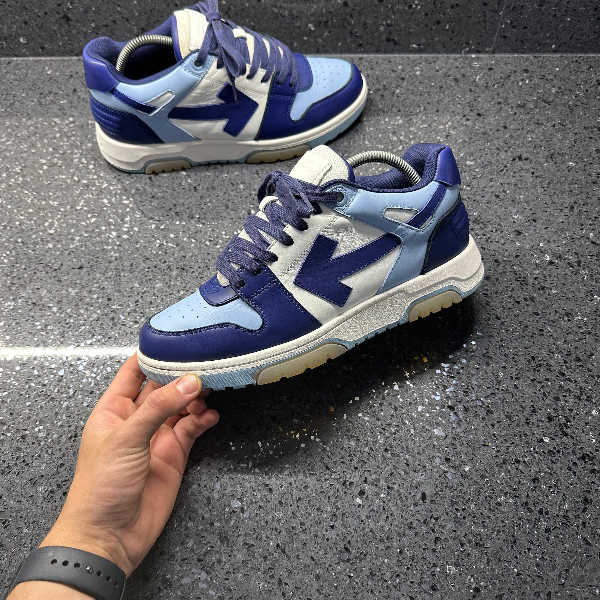 off white ooo sneakers blue