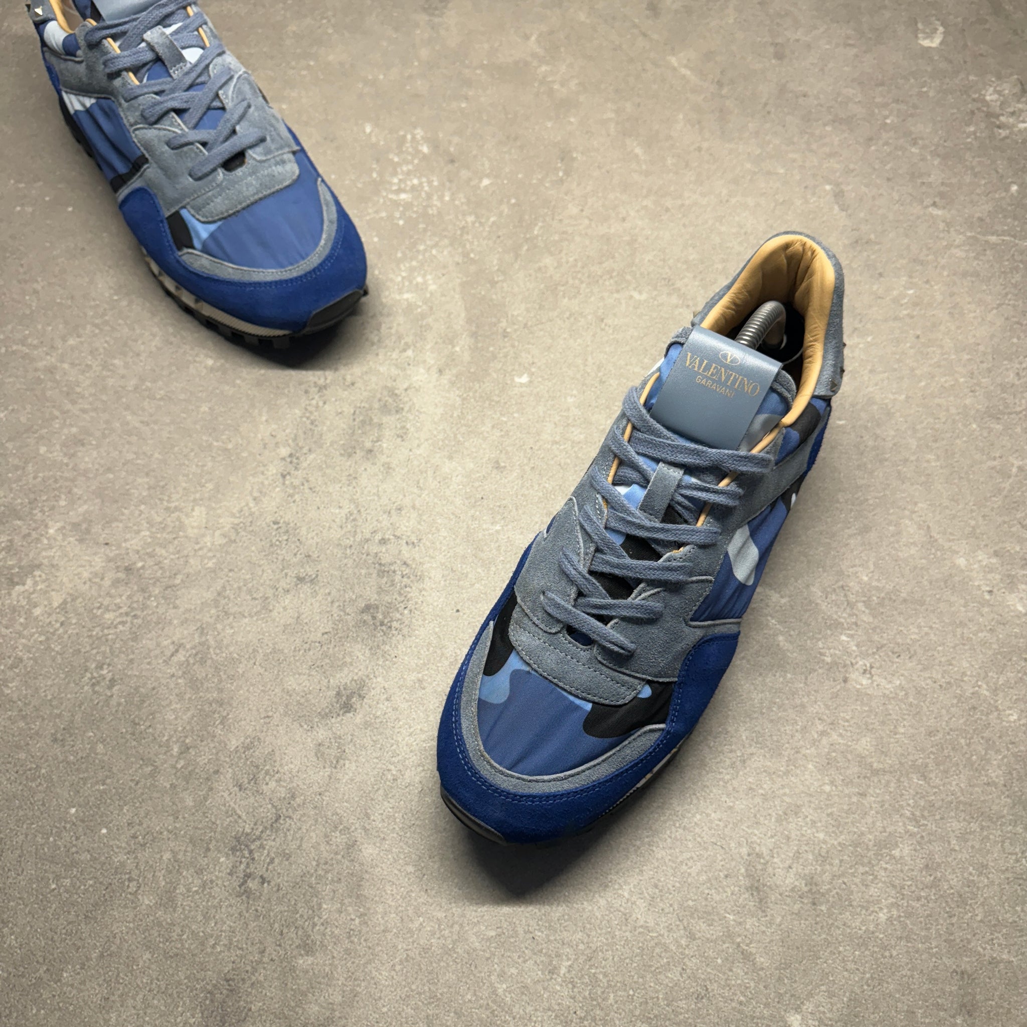 VALENTINO MENS ROCKSTUD BLUE EU 41 (FIT A UK 7 / 7.5) – Lovedkicks