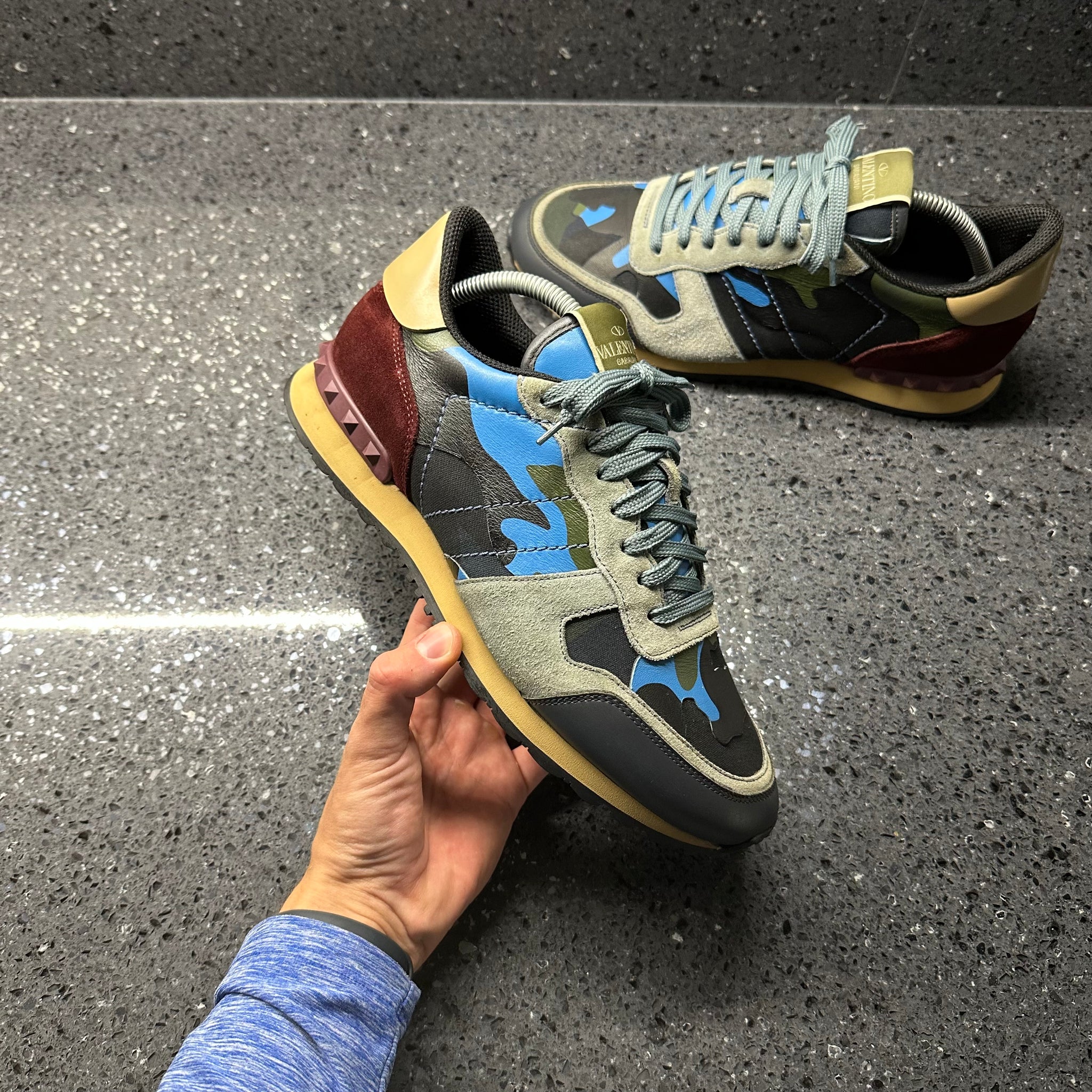 VALENTINO MENS ROCKRUNNER MULTI EU 41 (FIT A UK 8) – Lovedkicks