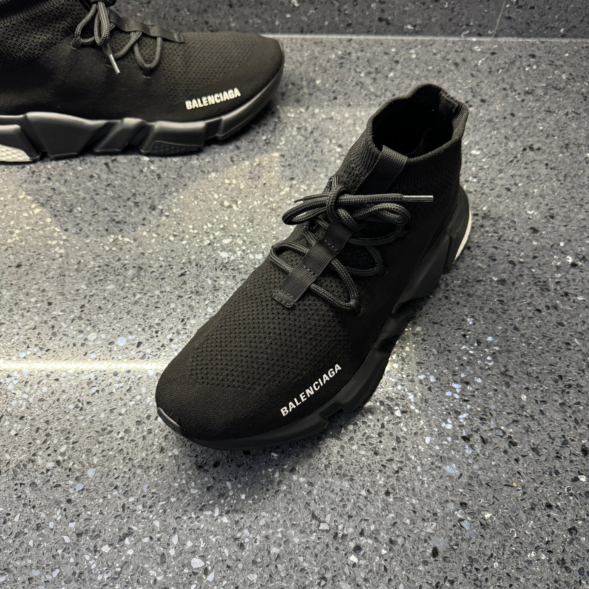 BALENCIAGA MENS SPEED BLACK EU 42 (FIT A UK 9) – Lovedkicks