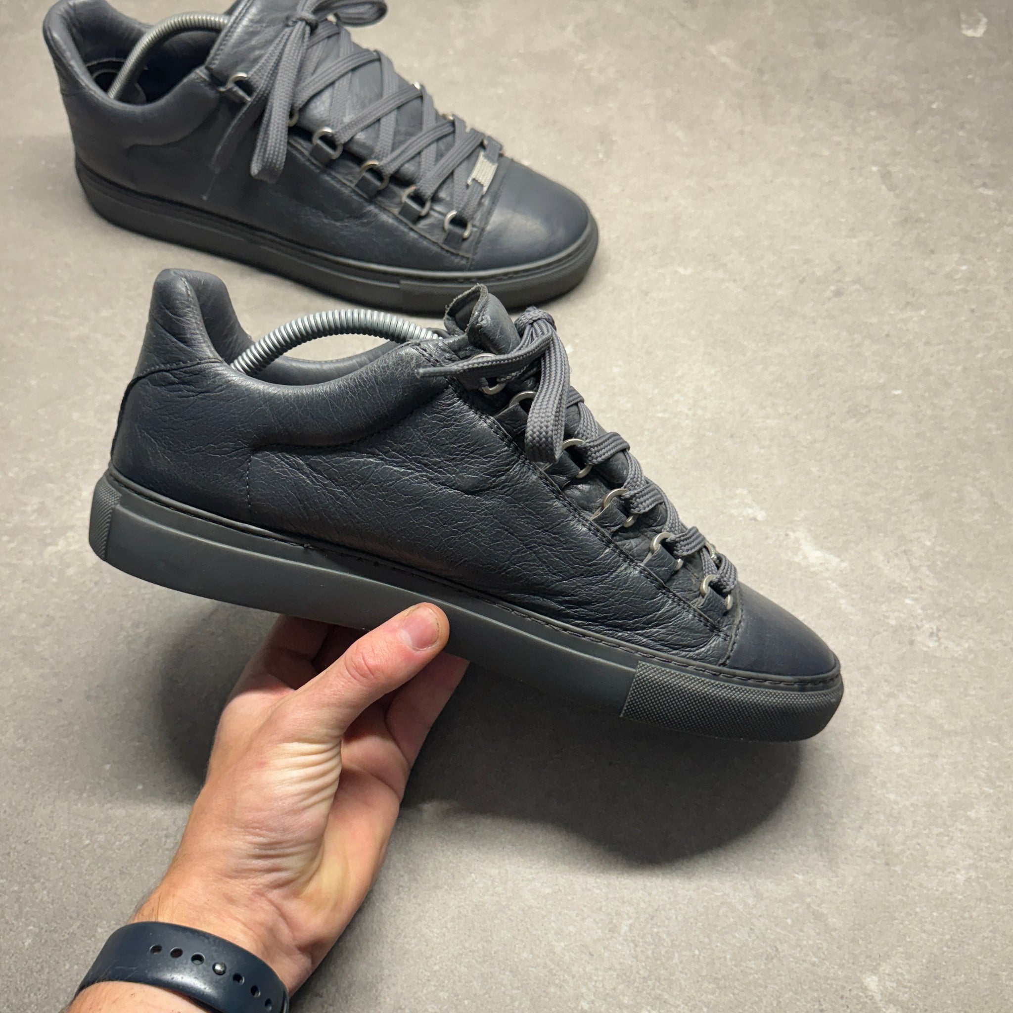 BALENCIAGA MENS ARENA GREY EU 41 (FIT A UK 8) – Lovedkicks