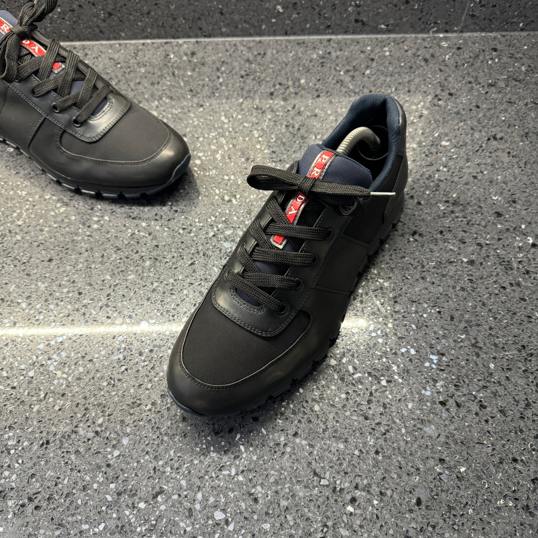 PRADA MENS RUNNERS BLACK EU 42 (FIT A UK