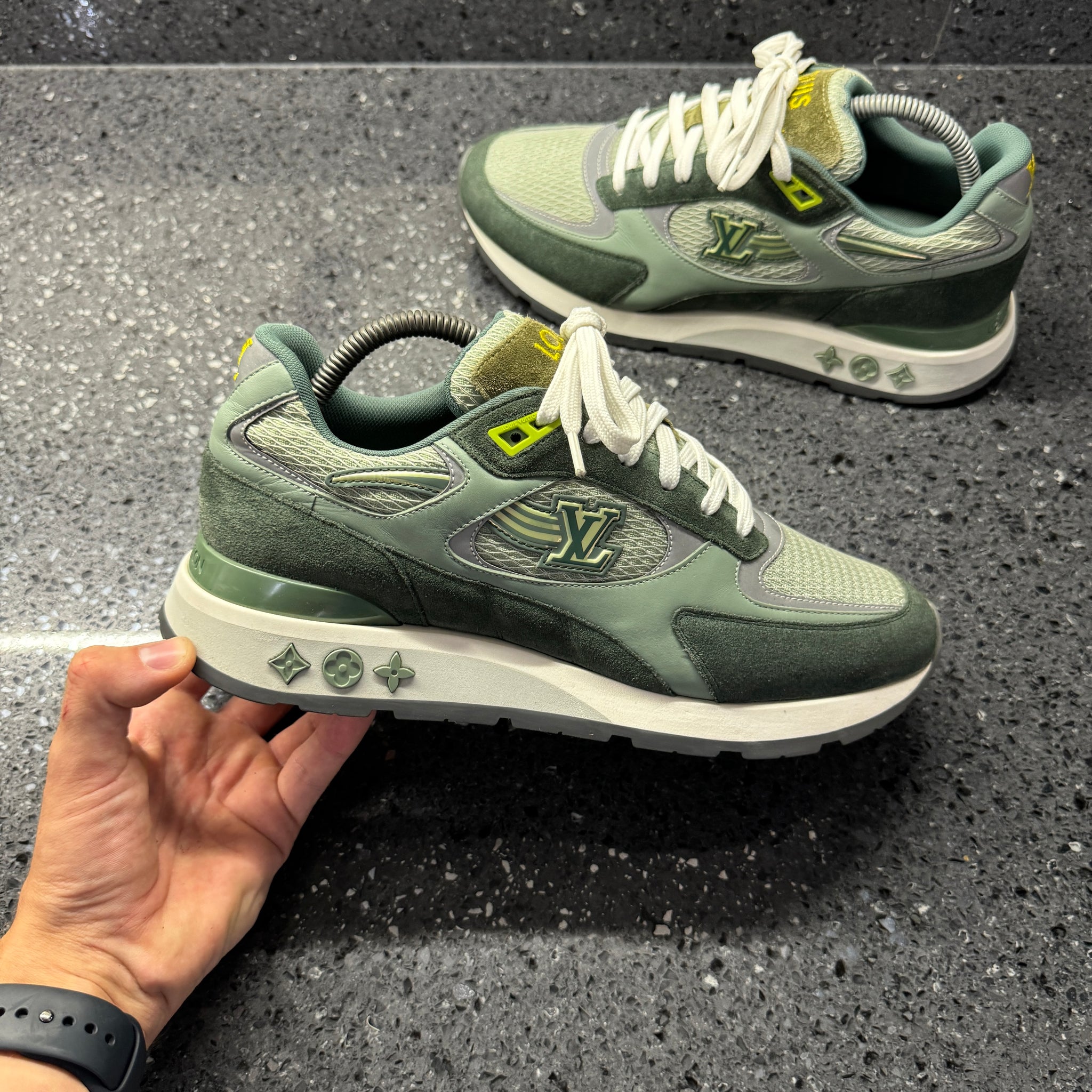 Athletic Shoes Lv Trainers Run Away Away Sneaker Louis Louis