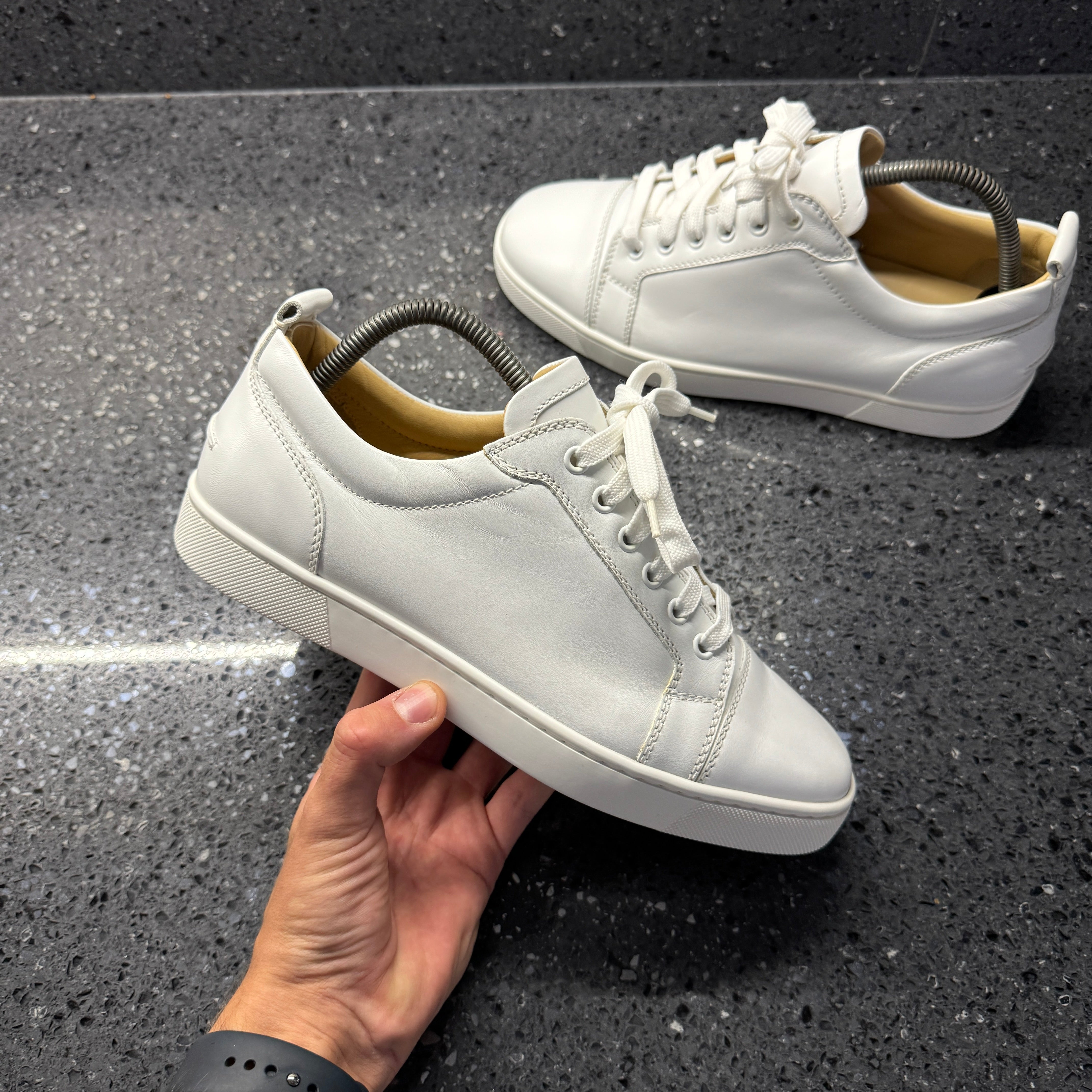 CHRISTIAN LOUBOUTIN MENS LOUIS JUNIORS WHITE EU (FIT A UK