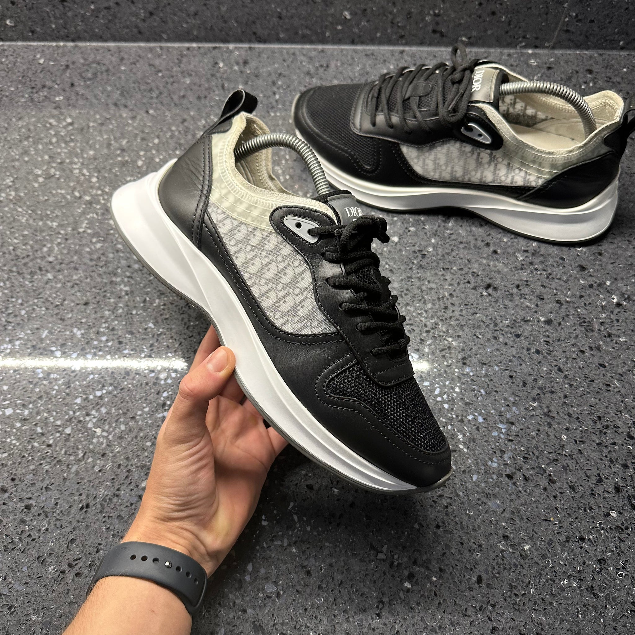 HOT Dior Shoes Men Dior Runners B25 Black Dior B25 Grey DIOR