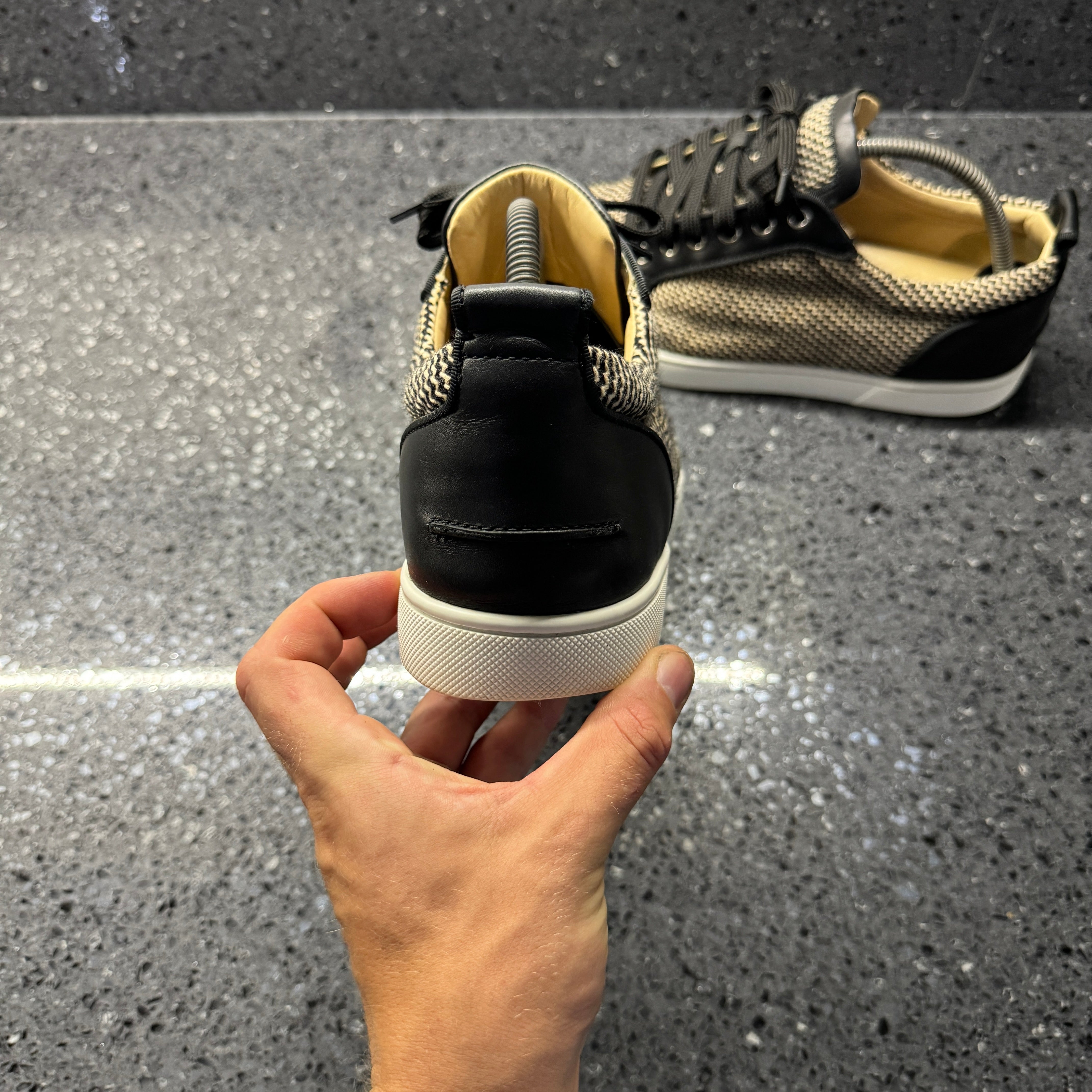 CHRISTIAN LOUBOUTIN MENS RANTULOW BLACK EU 41 (FIT A UK