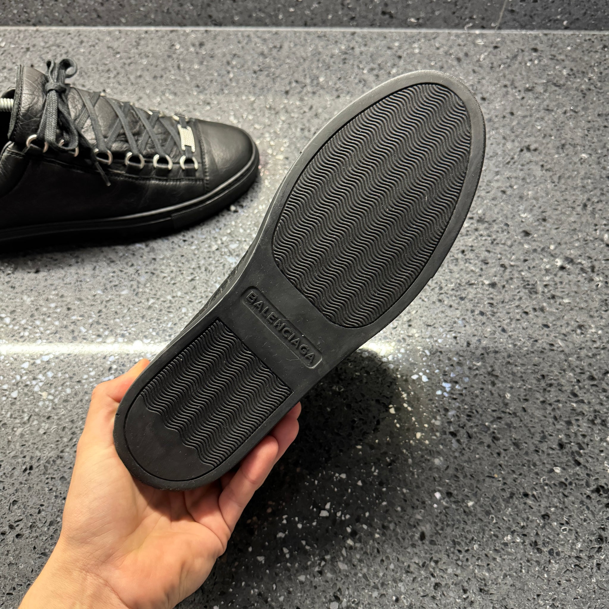 BALENCIAGA MENS ARENA BLACK EU 39 (FIT A UK 6 / 6.5) – Lovedkicks