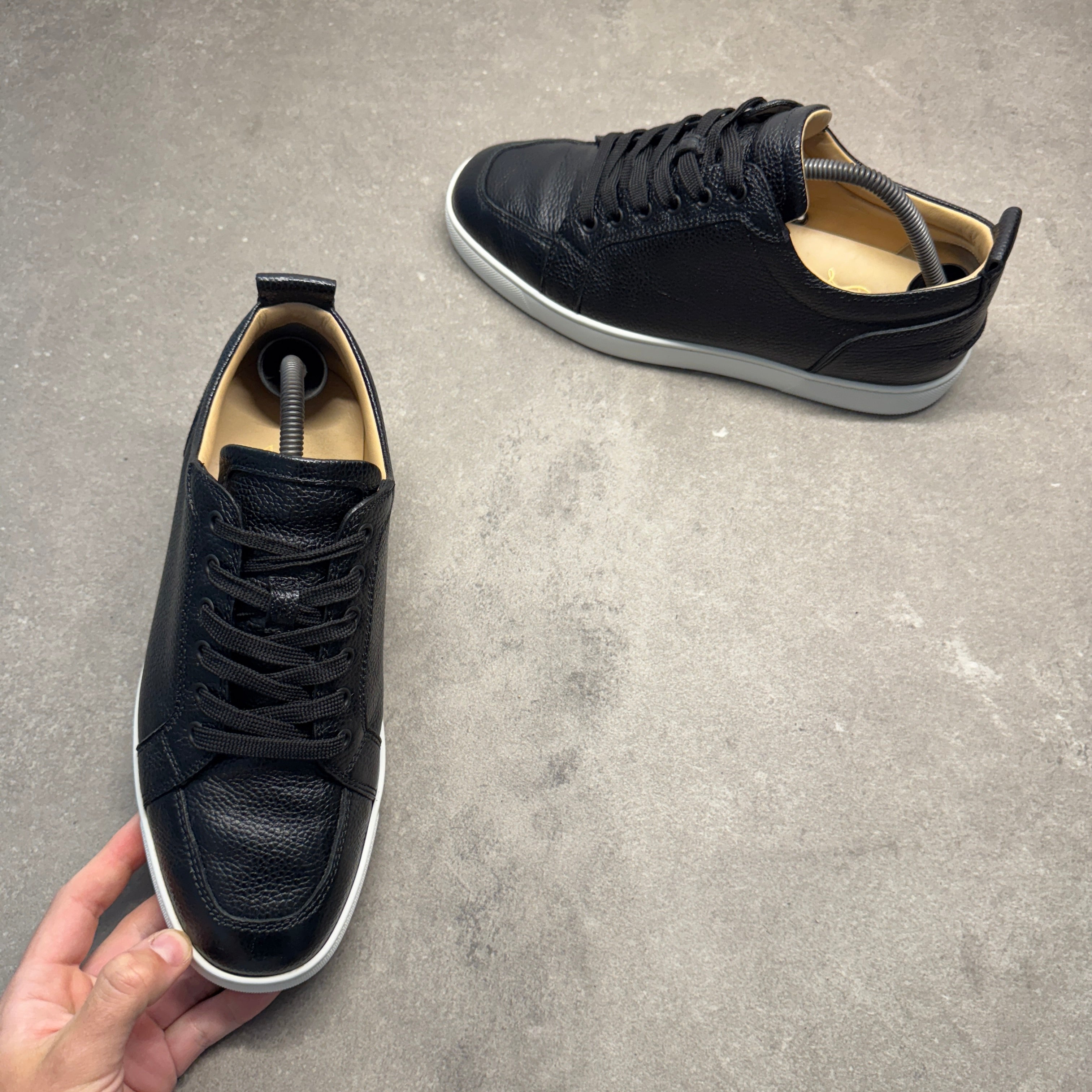 Christian Louboutin Rantulow Grained Leather Sneakers Black display picture 2