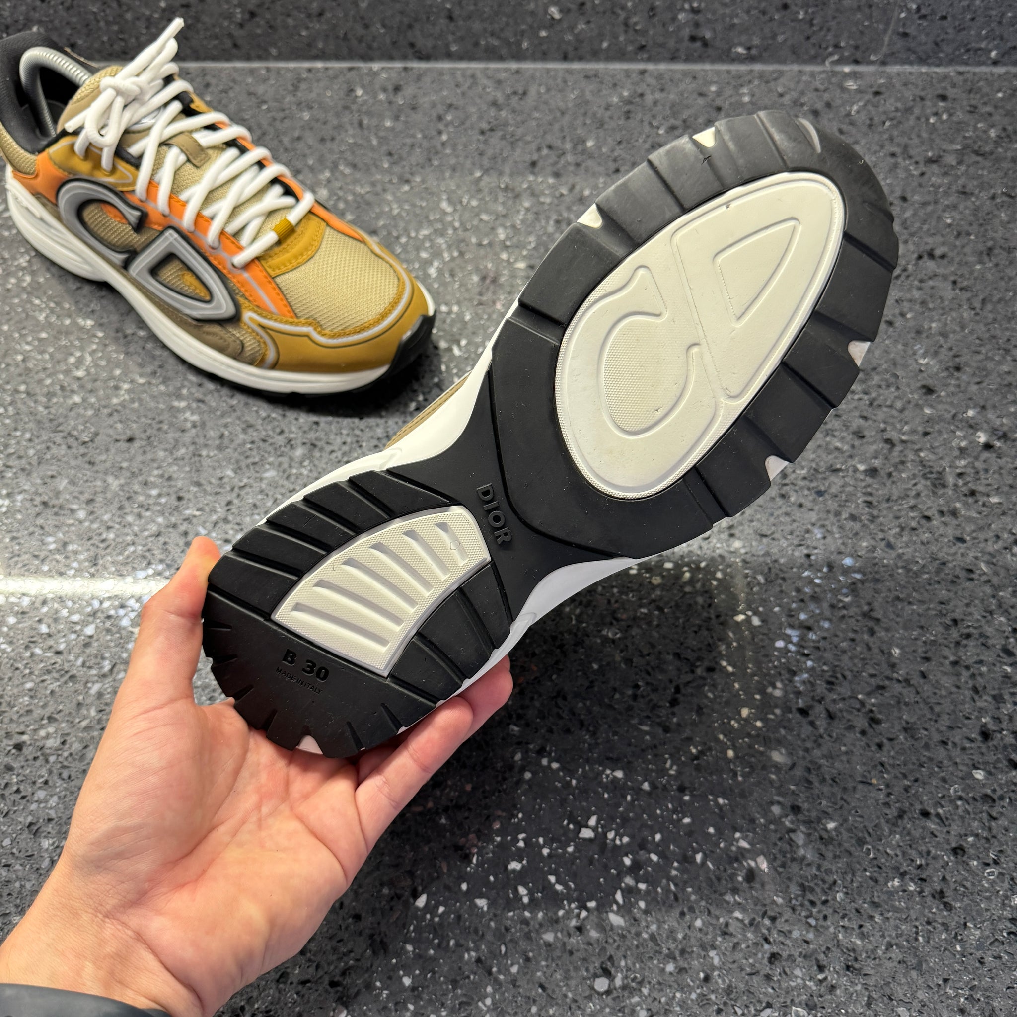 Dior スニーカー 41 FA13648B-C8E8-4F72-9A3D-