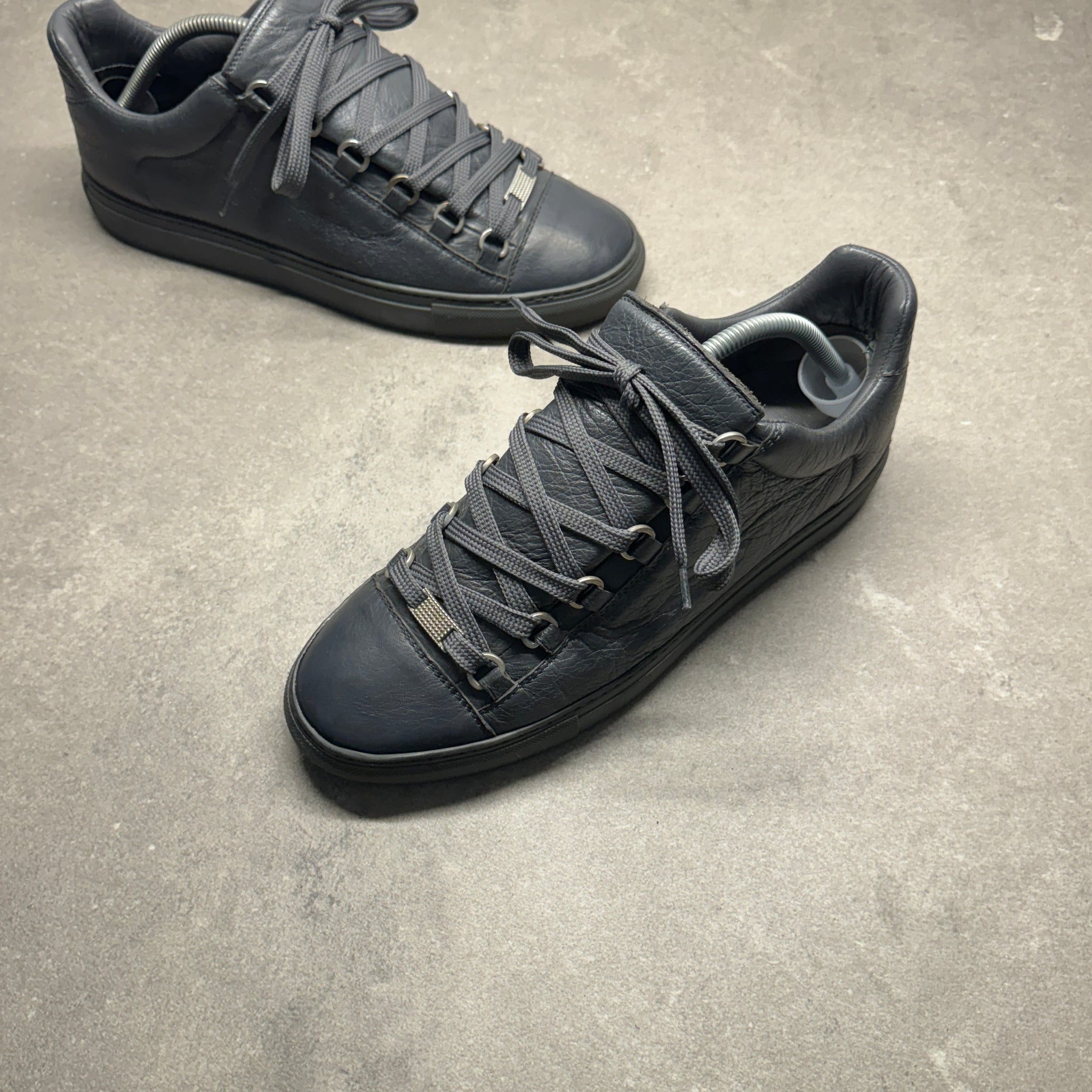 BALENCIAGA MENS ARENA GREY EU 41 (FIT A UK 8) – Lovedkicks
