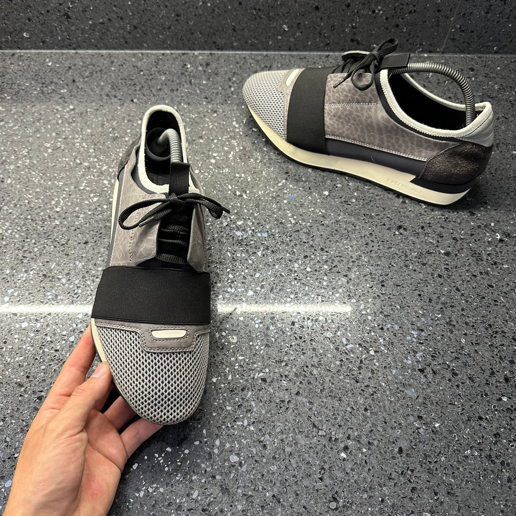 Balenciaga race hot sale runner grey