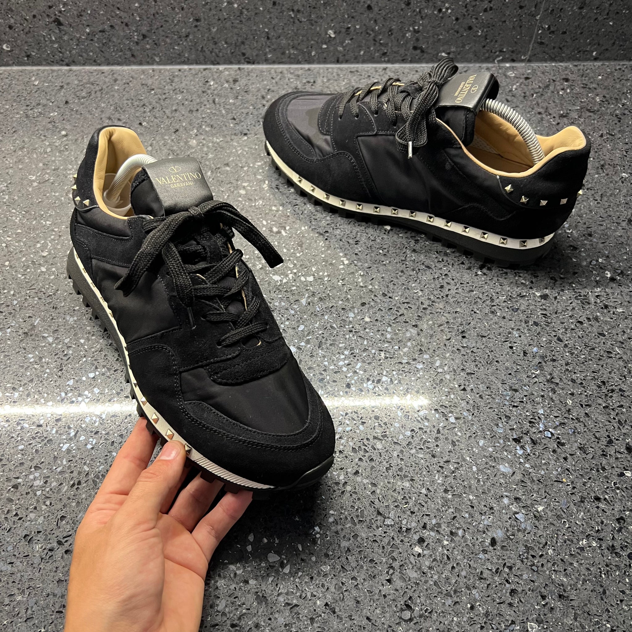 New mens valentino trainers sales