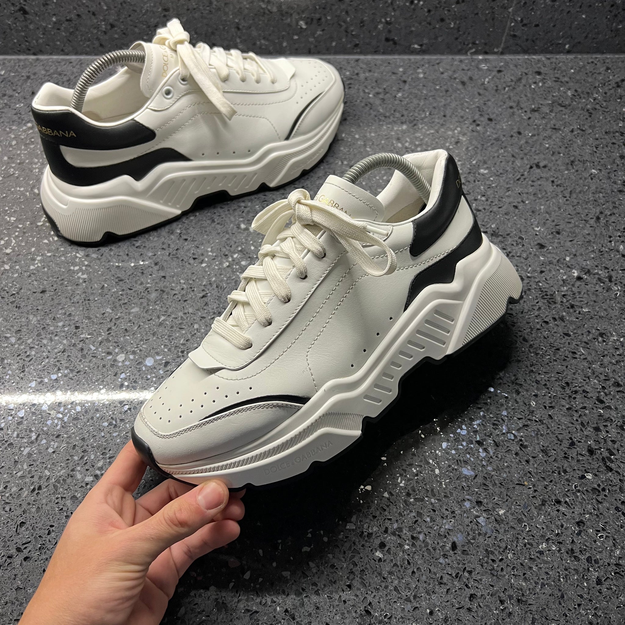Baskets Dolce & Gabbana D&G Blanches En Cuir Pour Homme - Taille UK 7 (environ 41 EU) - Occasion Très Bon état